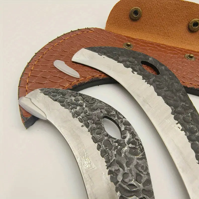 Single piece outdoor forging sickle set