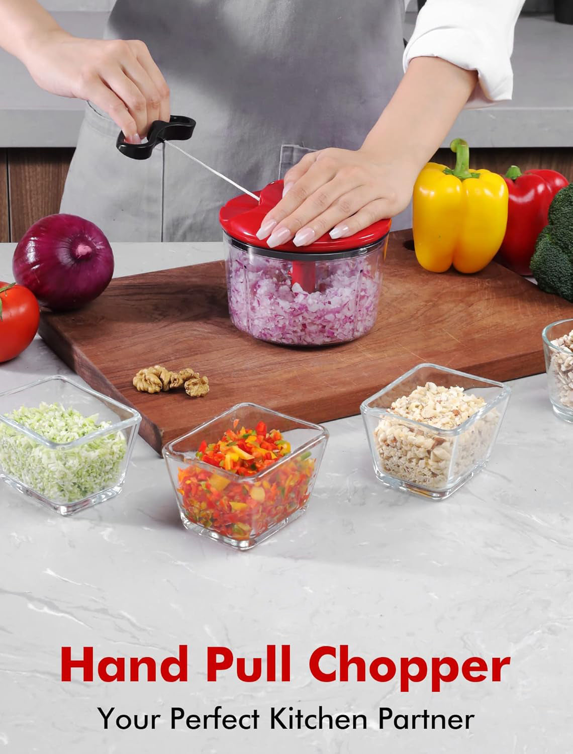 Manual chopper for vegetables and nuts
